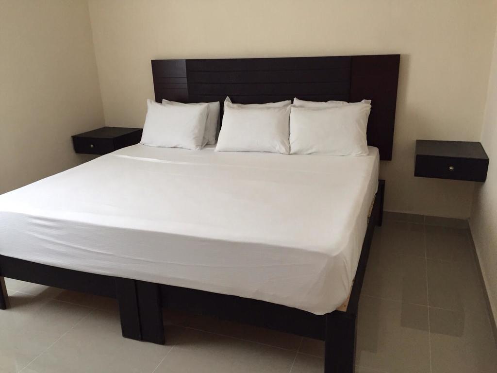 Whyz 4 You Private Rooms Puerto Morelos Exteriér fotografie