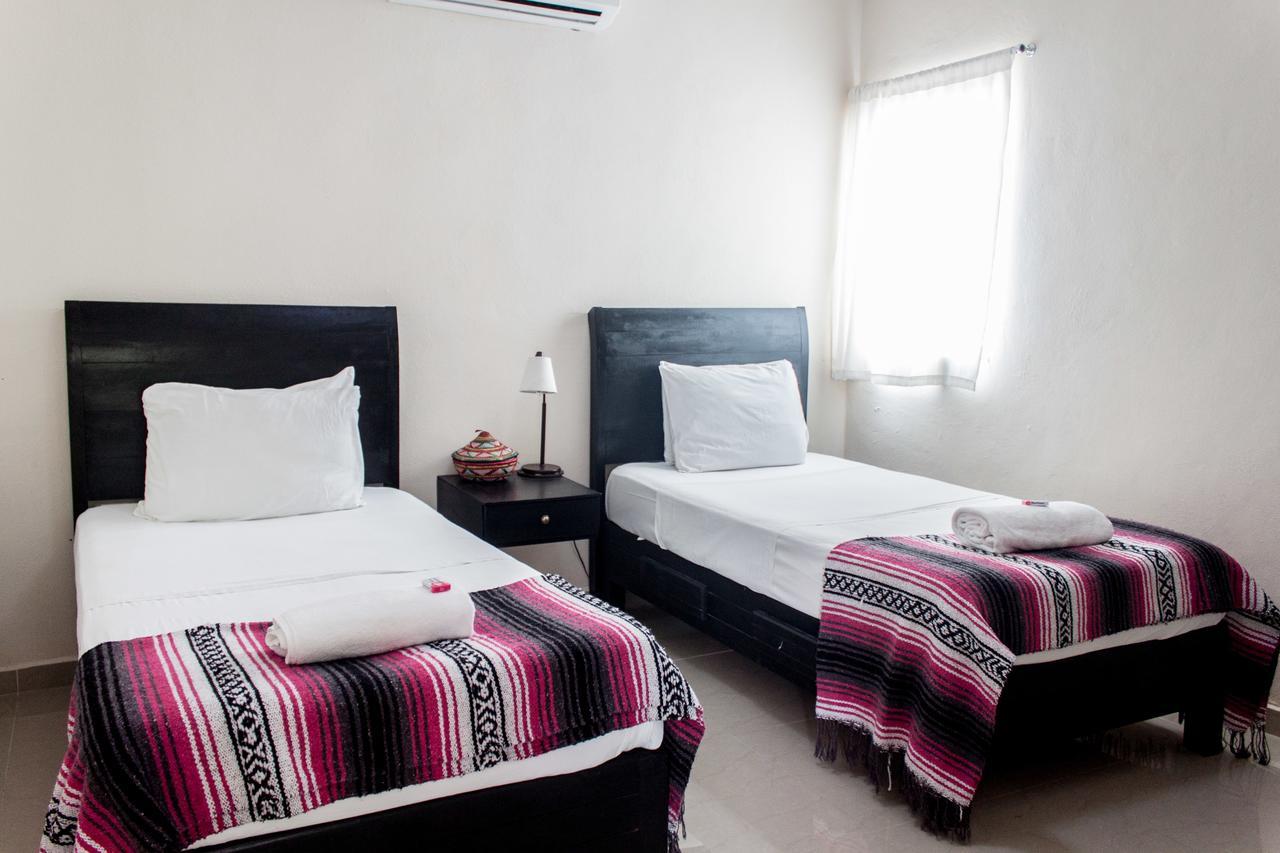 Whyz 4 You Private Rooms Puerto Morelos Exteriér fotografie